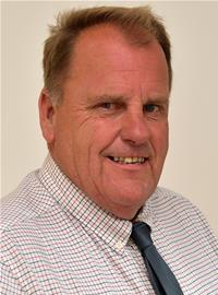 Profile image for Cynghorydd Derek Owen