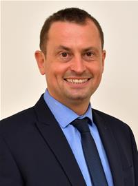 Profile image for Cynghorydd Carwyn Jones