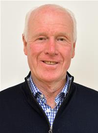 Profile image for Cynghorydd Robert Ll Jones